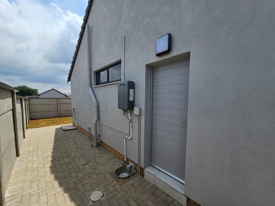 3 Bedroom Property for Sale in Pellissier Free State